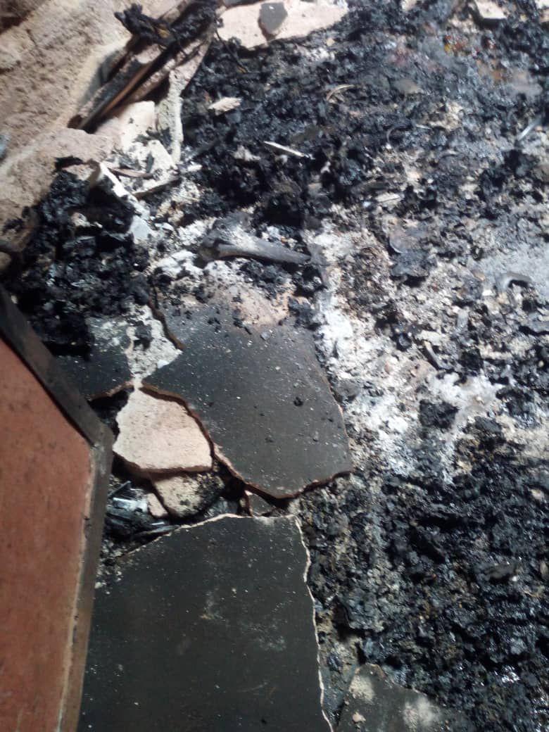 fire outbreak fire motel girls otolo Fire Outbreak In A Motel In Nnewi (Photos) - Anaedo Online