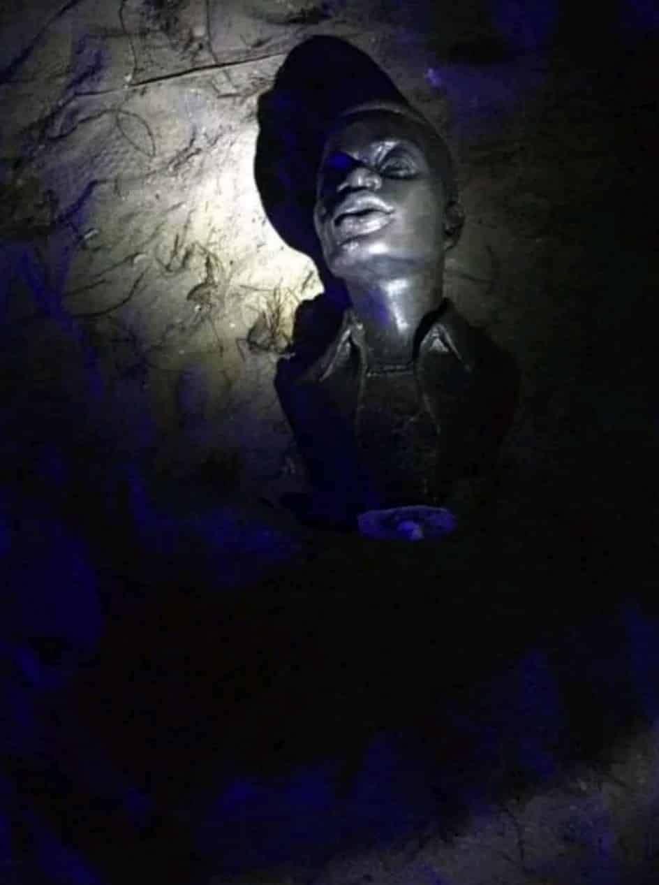 Wizkid Allegedly Trashes Statue Of Himself Gifted To Him By A Fan
