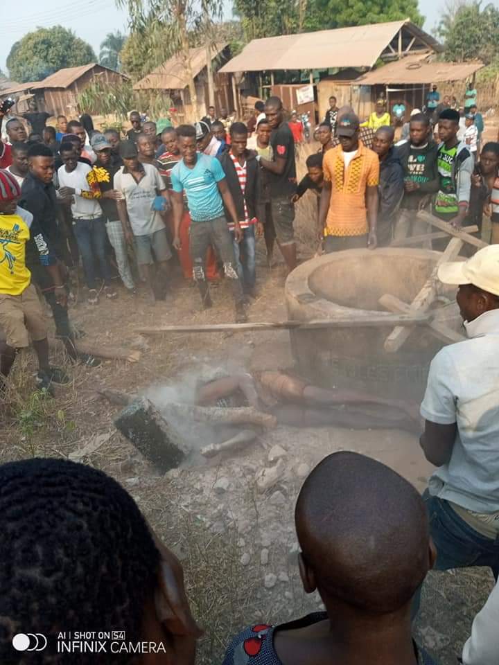 Kalu Ilum Stoned to death by angry mob