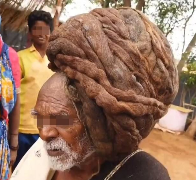 Meet The 95-Year-Old Man Who Has Never Cut His Hair Before