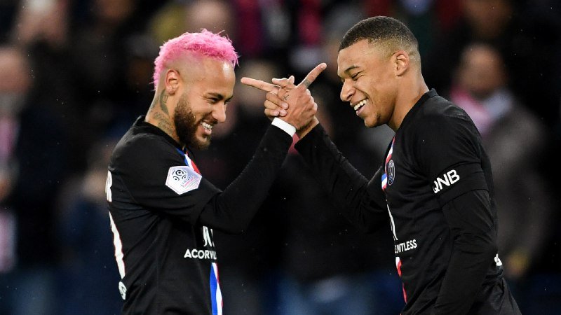 Neymar with Mbappe