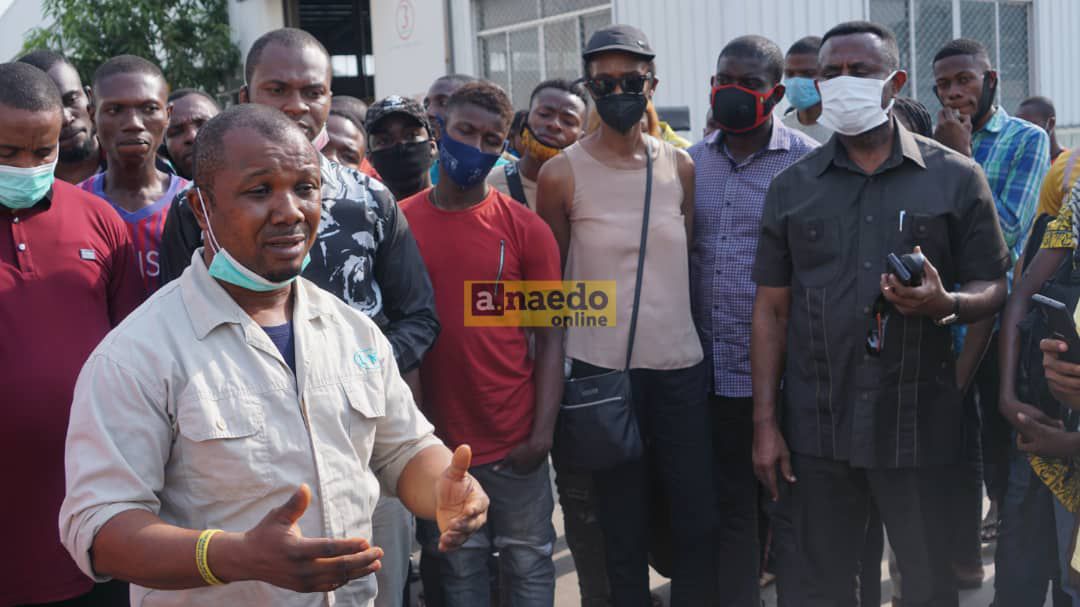 The newly inducted students touring the factory